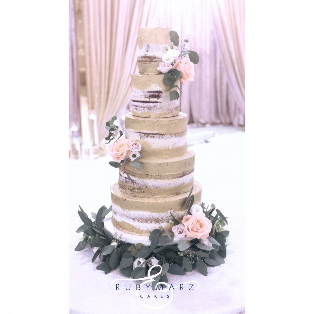 example of Ruby & Marz Cakes work on Shaadi Services